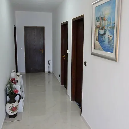Apartment Paola *